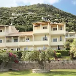 Krouzeri Beach Apartments