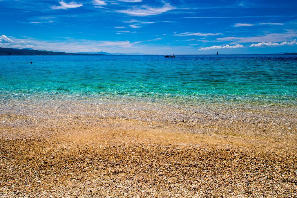 Krouzeri Aparthotel Nisaki (Corfu)