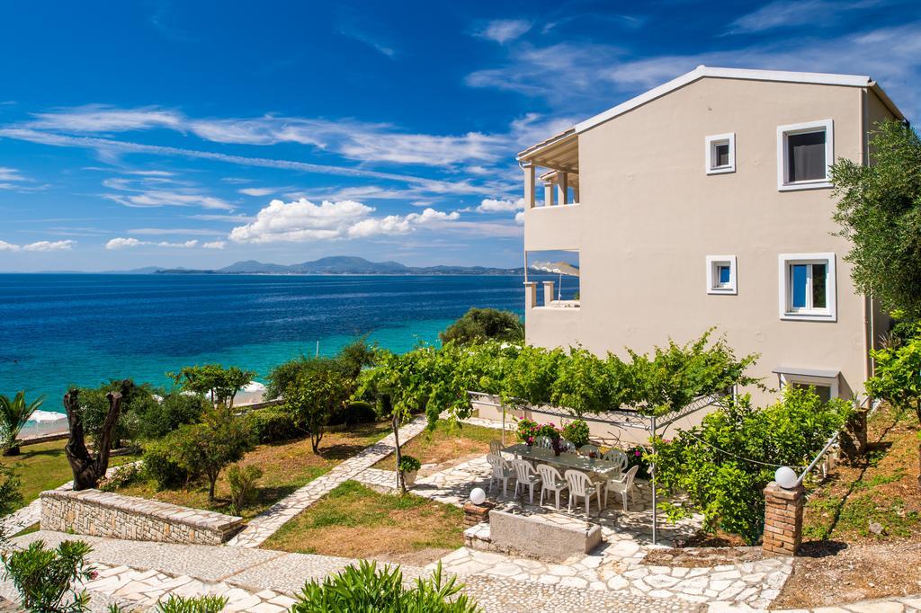 Krouzeri Aparthotel